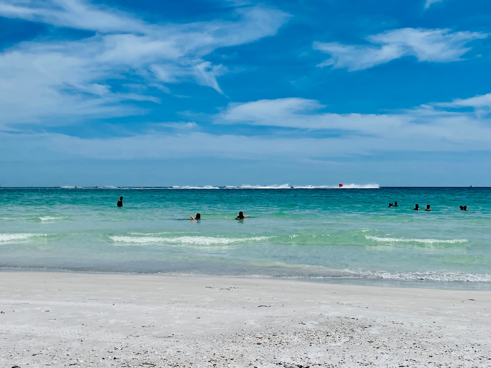 Foto de Lido Key beach - lugar popular entre os apreciadores de relaxamento