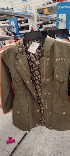 Clothing Store «Ross Dress for Less», reviews and photos, 3022 Little Rd, Trinity, FL 34655, USA