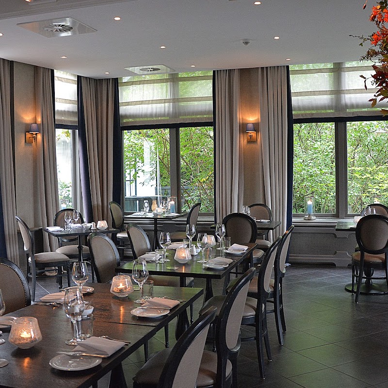 PUUR ZEE Boutique Hotel en Visrestaurant