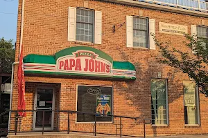 Papa Johns Pizza image