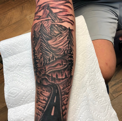 Tattoo Shop «Hero Tattoo MB», reviews and photos, 540 Piedmont Ave #540, Myrtle Beach, SC 29577, USA