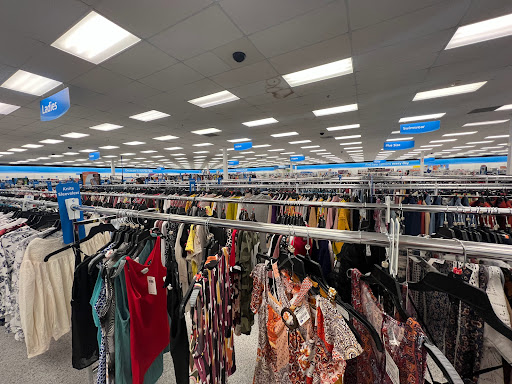 Clothing Store «Ross Dress for Less», reviews and photos, 6610 Mooretown Rd, Williamsburg, VA 23188, USA