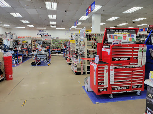 Hardware Store «Harbor Freight Tools», reviews and photos, 3709 Farmington Dr, Greensboro, NC 27407, USA