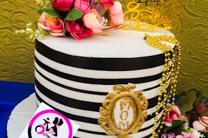 Owenx Cakes N Events image