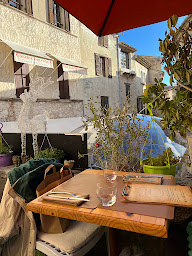 Photo n°42 de Hostellerie La Fontaine - hotel-restaurant Saint Paul de vence à Saint-Paul-de-Vence ()