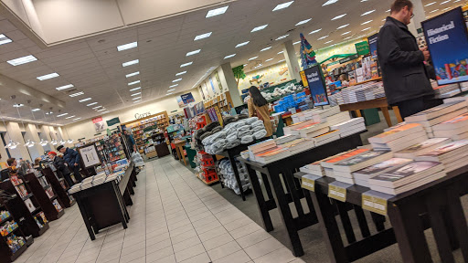 Book Store «Barnes & Noble», reviews and photos, 911 Haddonfield Rd, Cherry Hill, NJ 08002, USA
