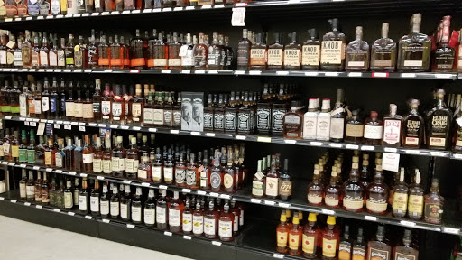 Wine Store «Bay Ridge Wine & Spirits», reviews and photos, 111 Hillsmere Dr, Annapolis, MD 21403, USA