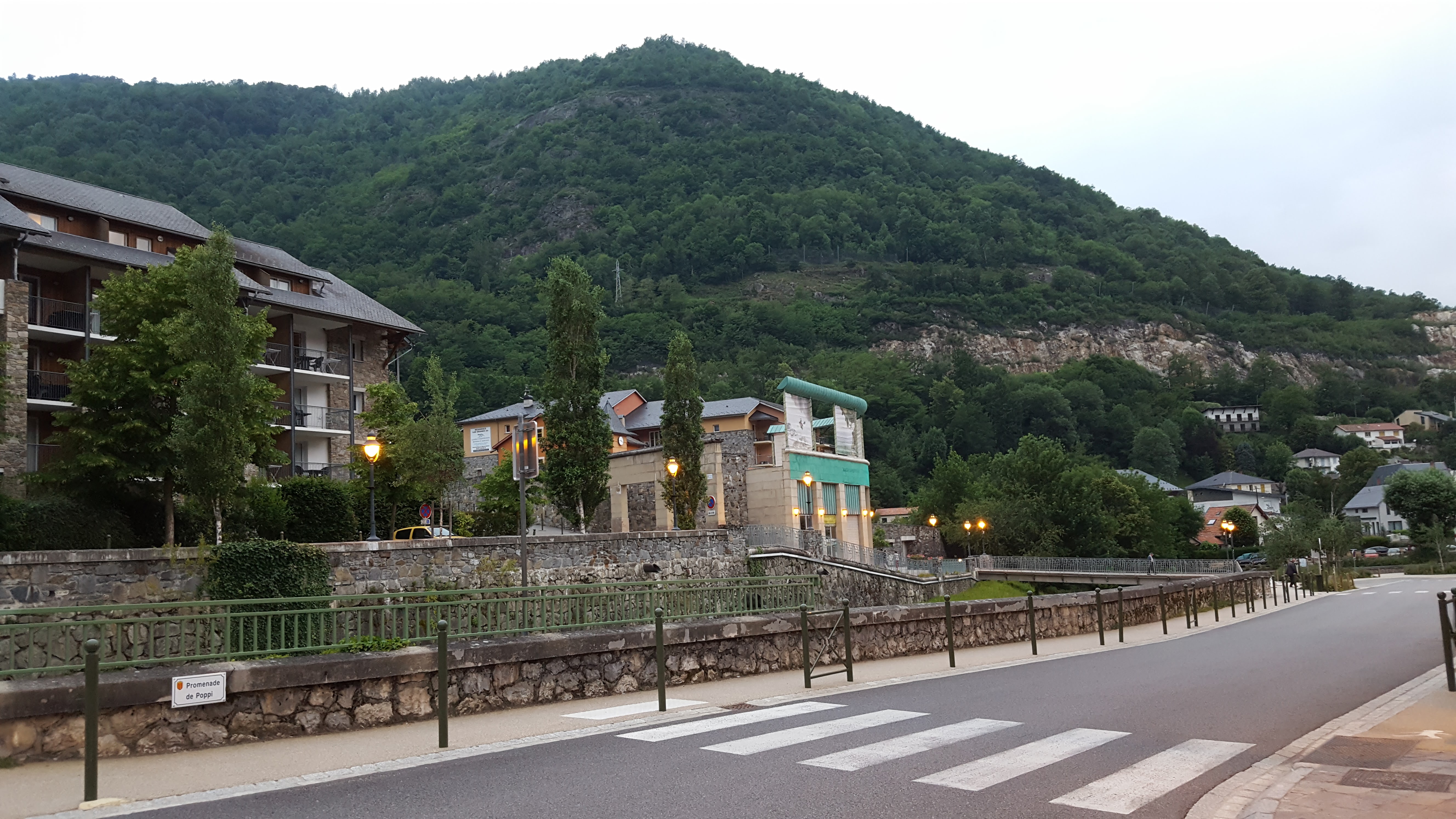 Photo n° 2 de l'avis de Rémon. fait le 01/08/2017 à 17:33