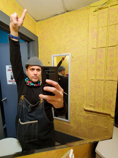 Barber Shop «Los Bambinos Barbershop», reviews and photos, 428 New Britain Ave, Hartford, CT 06106, USA