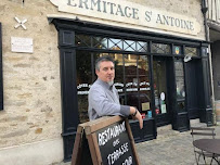 Photos du propriétaire du Restaurant français L'Ermitage Saint Antoine à Barbizon - n°5