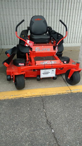 Home Improvement Store «Tractor Supply Co.», reviews and photos, 240 Bluebell Dr NW, New Philadelphia, OH 44663, USA