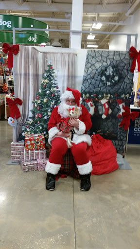 Pet Supply Store «PetSmart», reviews and photos, 159 N Weber Rd, Bolingbrook, IL 60490, USA