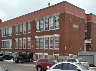 Courtland Avenue Public School