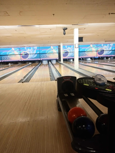 Bowling Alley «Miracle Lanes», reviews and photos, 4045 William Penn Hwy, Monroeville, PA 15146, USA