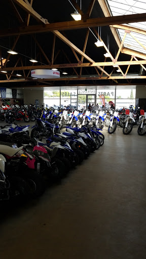 Motorcycle Dealer «Moto United - Beach Cities - Suzuki Polaris Yamaha», reviews and photos, 10401 Alondra Blvd, Bellflower, CA 90706, USA