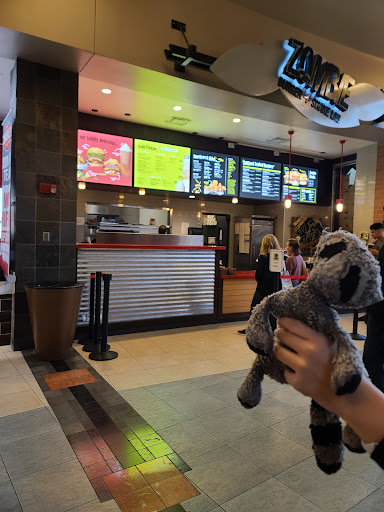 Shopping Mall «Jordan Creek Town Center», reviews and photos, 101 Jordan Creek Pkwy, West Des Moines, IA 50266, USA