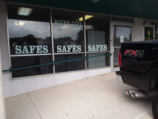 Locksmith «River City Lock & Key LLC», reviews and photos, 12151 Jones Maltsberger Rd, San Antonio, TX 78247, USA