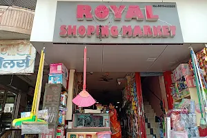 Royal shopping market image