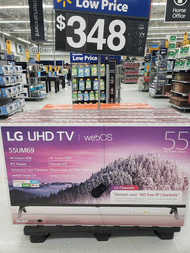 Department Store «Walmart Supercenter», reviews and photos, 2132 Old Snow Hill Rd, Pocomoke City, MD 21851, USA