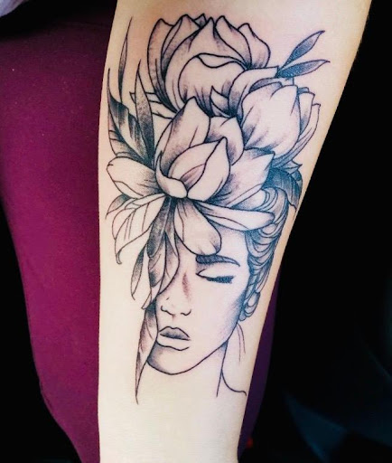 Explore star and moon tattoo ideas, creative tattoo ideas in Saint Petersburg, available at Ink Godz Tattoos