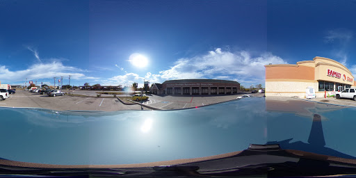 Dollar Store «FAMILY DOLLAR», reviews and photos, 2806 NE Green Oaks Blvd, Grand Prairie, TX 75050, USA