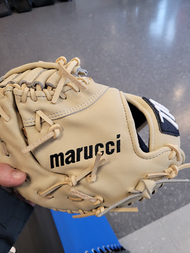 Sporting Goods Store «SPC Sports», reviews and photos, 9431 Mentor Ave, Mentor, OH 44060, USA