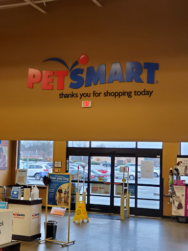 Pet Supply Store «PetSmart», reviews and photos, 1591 Bradley Park Dr, Columbus, GA 31904, USA