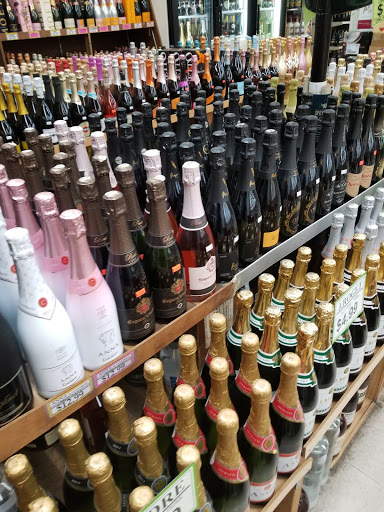 Liquor Store «Empire Liquors», reviews and photos, 103-05 Queens Blvd, Forest Hills, NY 11375, USA