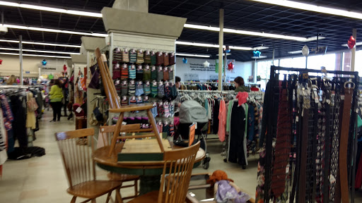 Thrift Store «Lakewood Goodwill», reviews and photos, 6002 Mt Tacoma Dr SW, Tacoma, WA 98499, USA