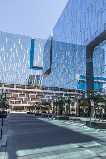 Business Center «State Farm Operations Bldg #2», reviews and photos