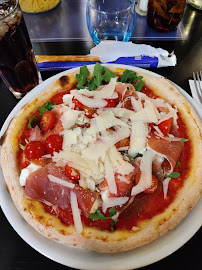 Pizza du Restaurant italien Azzurro Bistro à Boulogne-Billancourt - n°14