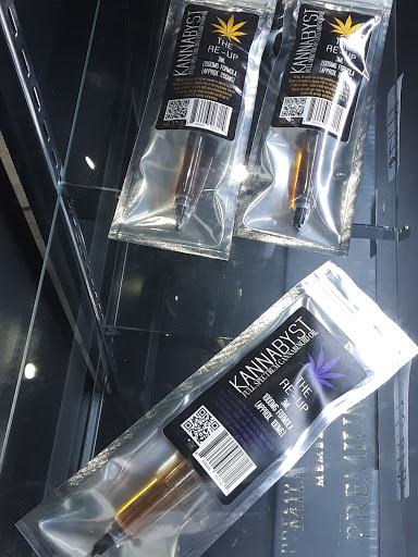 Tobacco Shop «Tobacco Spot», reviews and photos, 4514 Curry Ford Rd, Orlando, FL 32812, USA