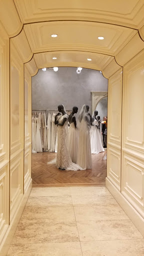 Bridal Shop «BHLDN», reviews and photos, 8 E Walton St, Chicago, IL 60611, USA