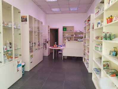 Farmacia Veterinaria Pianafarma Viale Sandro Pertini, 67, 89021 Cinquefrondi RC, Italia