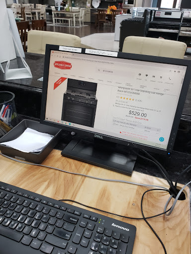 Appliance Store «Appliance Center Home Store», reviews and photos, 321 Illinois Ave, Maumee, OH 43537, USA