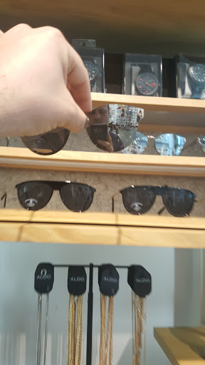 Shoe Store «Aldo Shoes», reviews and photos, 751 Collins Ave, Miami Beach, FL 33139, USA