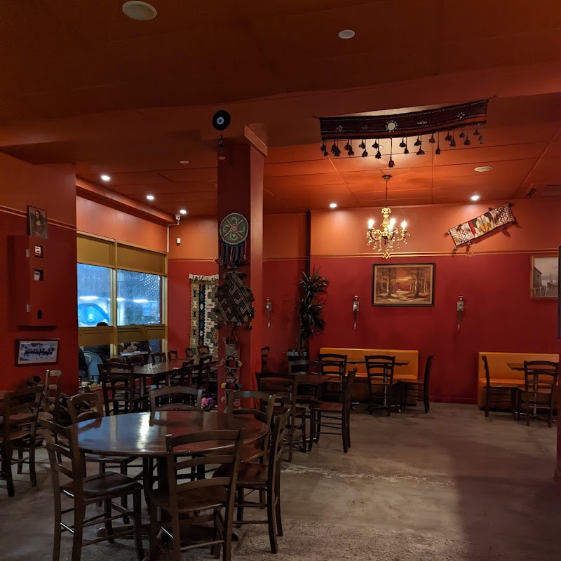Paasha Cafe & Mezza Bar