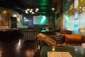 Aura Cafe & Resto Bar image