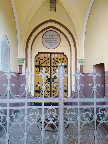 Értékelések erről a helyről: Debrecen-Kossuth utcai Református Egyházközség temploma, Debrecen - Templom