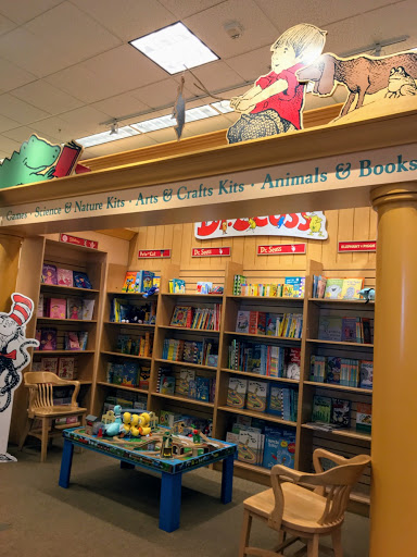 Book Store «Barnes & Noble», reviews and photos, 4000 Jericho Turnpike, East Northport, NY 11731, USA