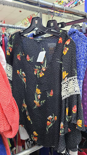 Thrift Store «Red Racks Thrift Store», reviews and photos, 1711 N Glenstone Ave, Springfield, MO 65803, USA