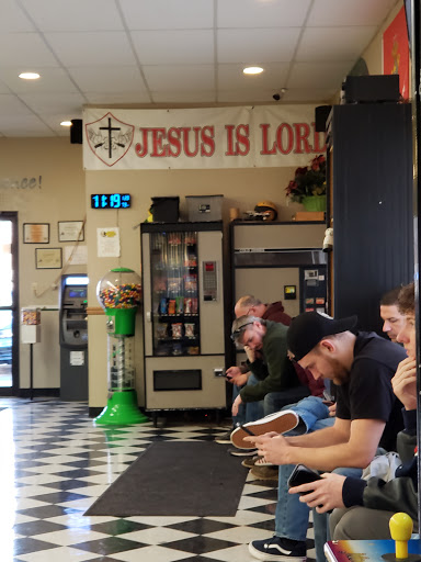 Barber Shop «Avon Barber Shop», reviews and photos, 8401 E US Hwy 36 E, Avon, IN 46123, USA