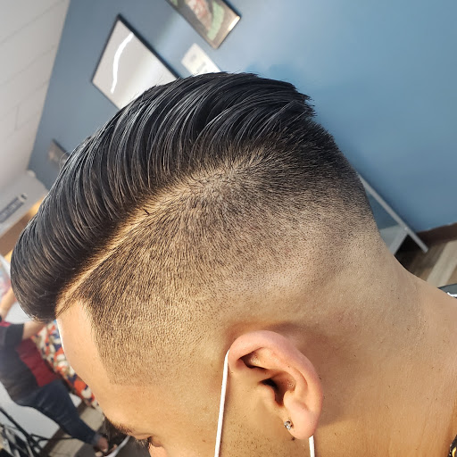 Barber Shop «Straight Blades Barbershop», reviews and photos, 2121 Pleasanton Rd, San Antonio, TX 78221, USA