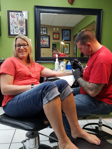 Tattoo Shop «Artageous Ink Tattoo Studio», reviews and photos, 1035 Main St #1, Green Bay, WI 54301, USA