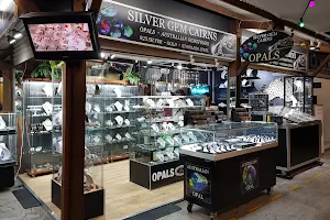 Silver Gem Cairns image