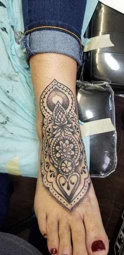 Explore celtic ring tattoo ideas, creative tattoo ideas in Wenatchee, available at Rebels Tattoo Studio