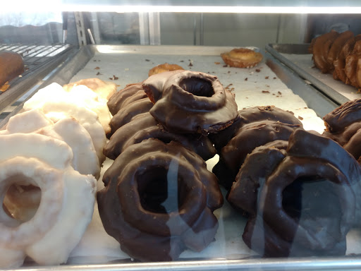 Donut Shop «Donut Wheel», reviews and photos, 2017 First St, Livermore, CA 94550, USA
