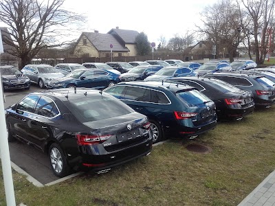 Photos of "Karlo Motors" Citro&euml;n dīleris, &Scaron;koda un Citro&euml;n serviss