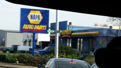 Auto Parts Store «NAPA Auto Parts - Springfield Auto Parts», reviews and photos, 2115 Olympic St, Springfield, OR 97477, USA