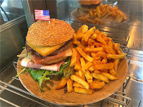 Hamburger du Restaurant de hamburgers Mister Burger à Lion-sur-Mer - n°1